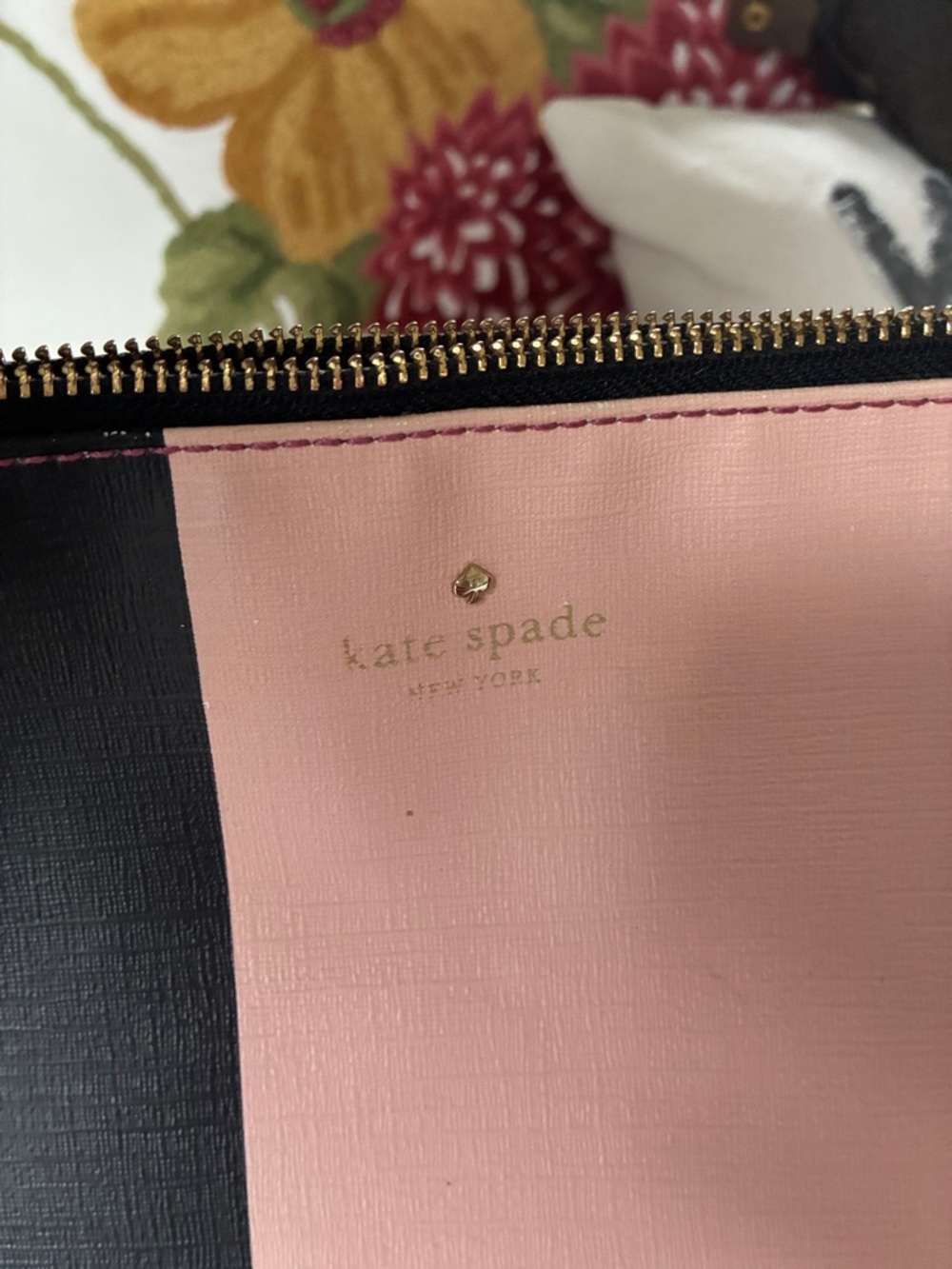 Louis Vuitton project, Kate Spade project 
Mario Valentino bag - Picture 3 of 10